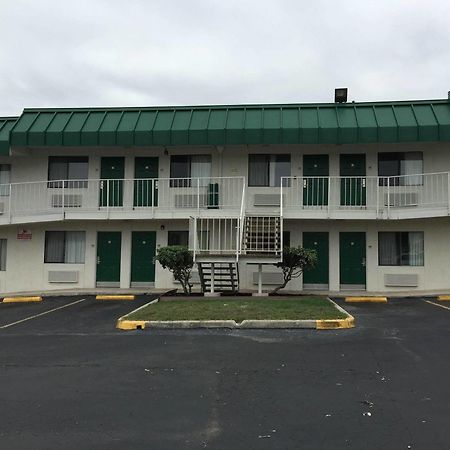 Q Lodging Extended Stay Сан-Антонио Экстерьер фото